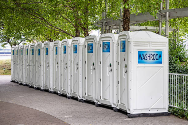 Best Portable restroom trailer rental  in Rouse, CA