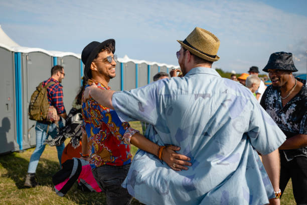  Rouse, CA Porta Potty Rental Pros